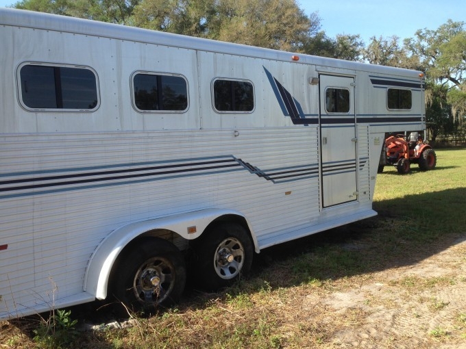 Sundowner Horse Trailer Owners Manual