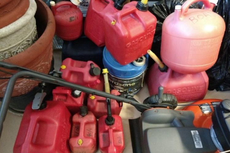 Gas Cans Asst Gas Cans Asst