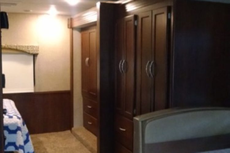 RV Ad 007 RV Ad 007