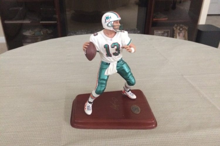 Dan Marino Hand Made Figurine Dan Marino Hand Made Figurine