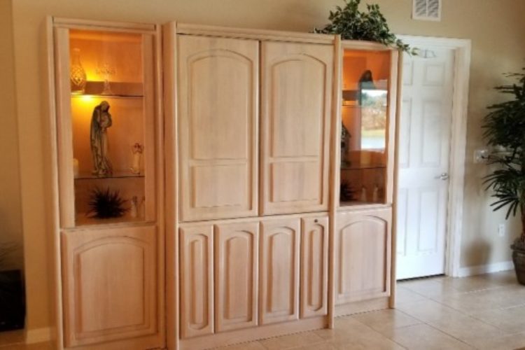 Unit w/ Lighting On & Doors Closed Unit w/ Lighting On & Doors Closed