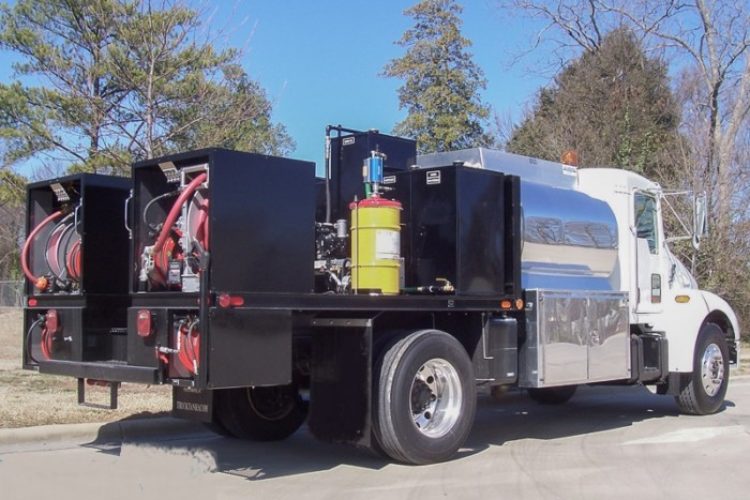 Service-Lube-Truck Service-Lube-Truck