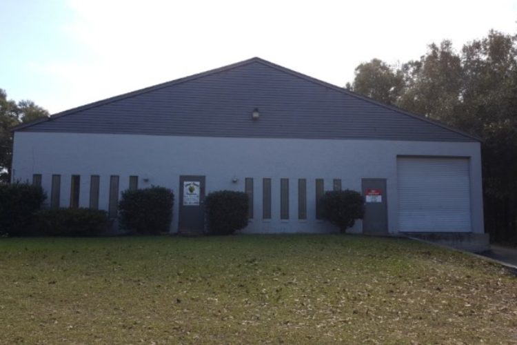 Building For Sale or Lease Building For Sale or Lease