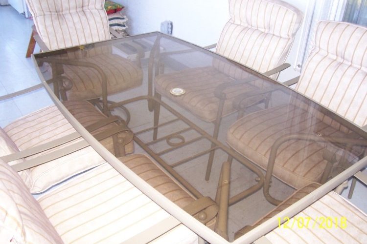 Table and Chairs 2 Table and Chairs 2