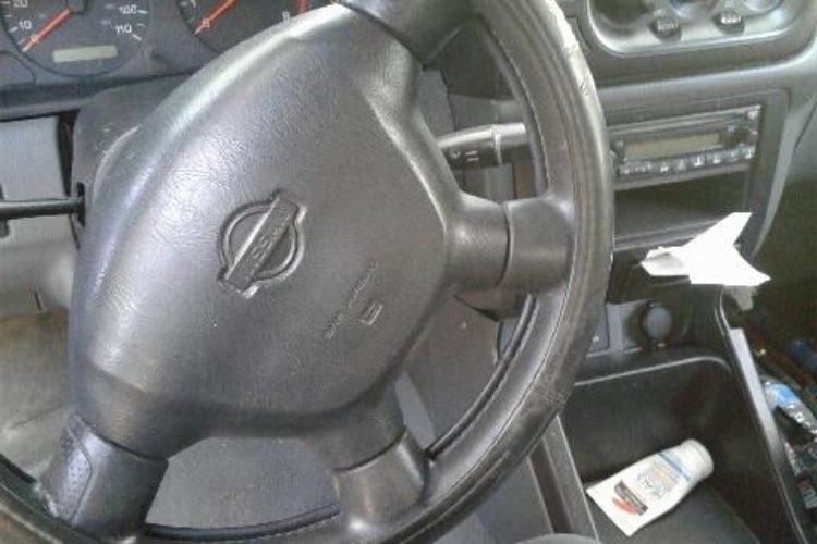 Nissan 2001 4 Nissan 2001 4