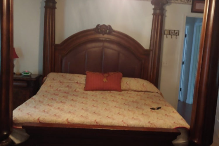 King Bed King Bed