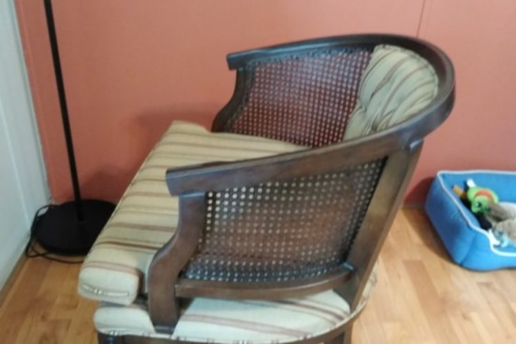 Ashley Kincade chairs Ashley Kincade chairs