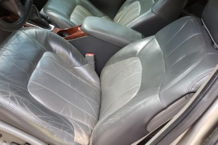 6 heated driver / passenger seats 6 heated driver / passenger seats
