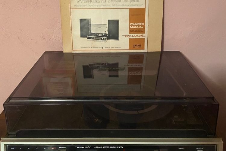 pic 8 track pic 8 track