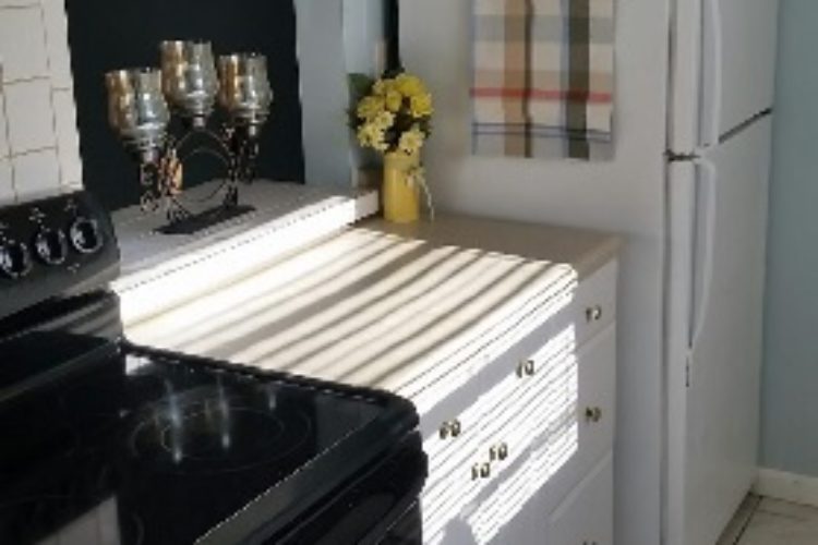 Kitchen 74D19506-6AC8-42FA-9372-18F371421424 Kitchen 74D19506-6AC8-42FA-9372-18F371421424