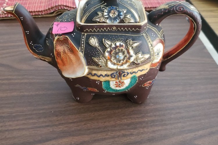 Exquisite elephant pot Exquisite elephant pot