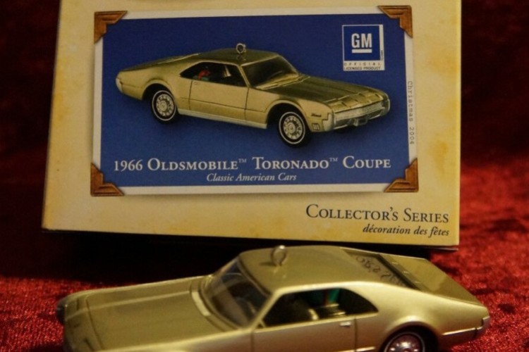 1966-1 Olds Toronado 1966-1 Olds Toronado