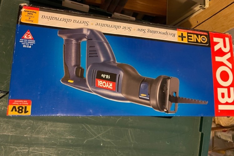 saw no battery saw no battery
