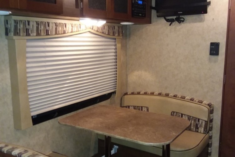 dinette converts to sleeper dinette converts to sleeper
