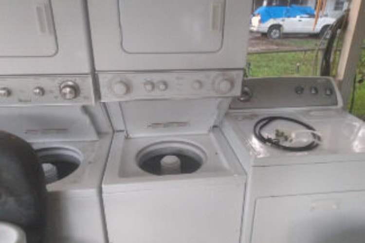 Whirlpool Thin Twin Stackable Washer and dryer Whirlpool Thin Twin Stackable Washer and dryer