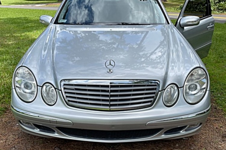 Front View - Clear Head Lamps Front View - Clear Head Lamps