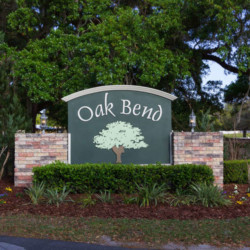 Entrance to Oak Bend