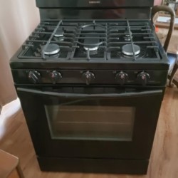 Samsung gas stove with 5 elements