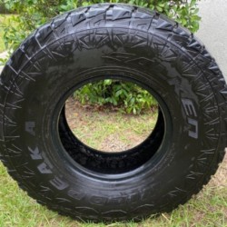 tire side1