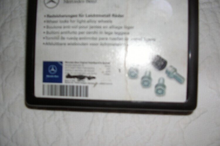 Mercedes Benz security wheel nuts