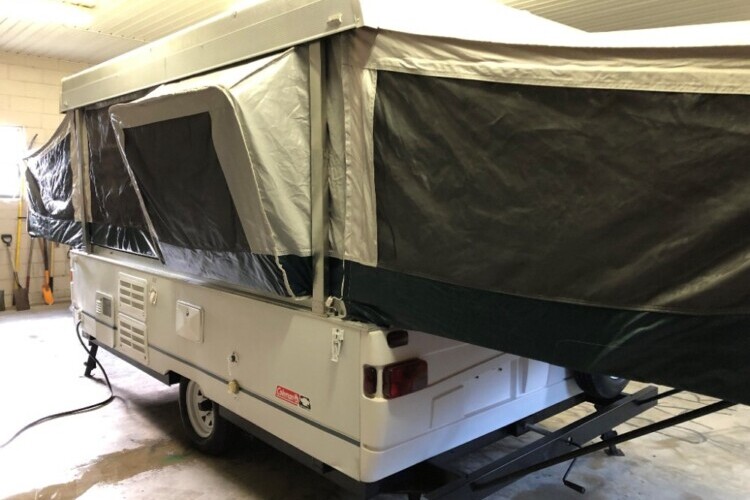 🌟 For Sale: 2001 Coleman Pop-Up Camper 🌟