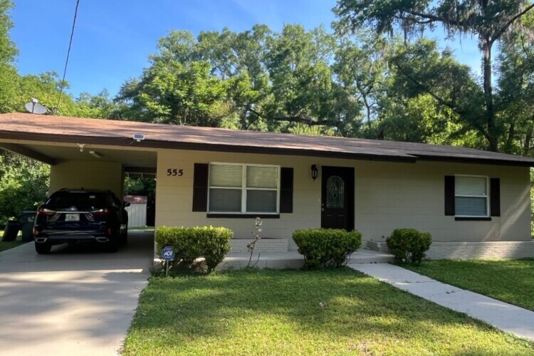 Owner Finance with 40,000 down! Great location!