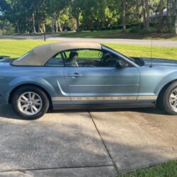 Excellent condition Mustang