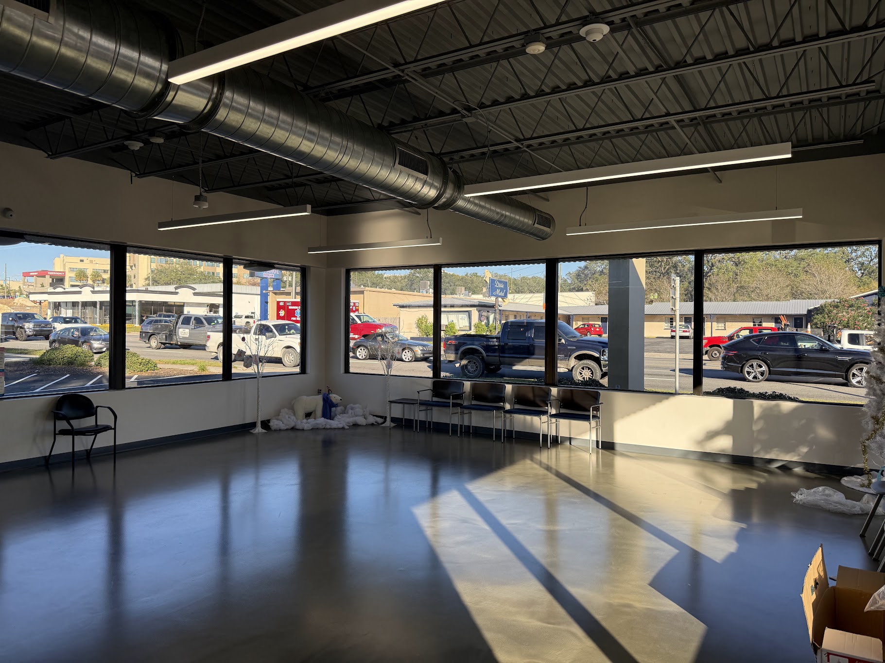 Front Showroom (1)