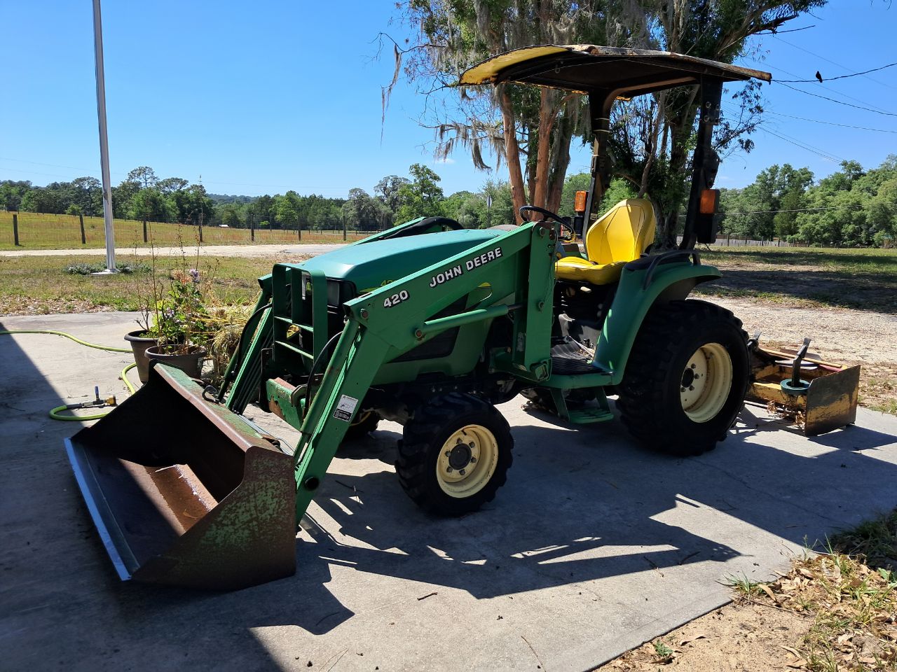 2003 John Deere 4210, JD 420 Loader, 60″ Bucket, 4WD, HST