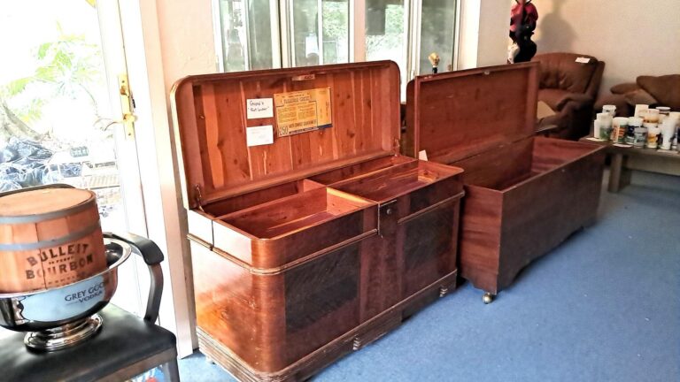 2 cedar chests