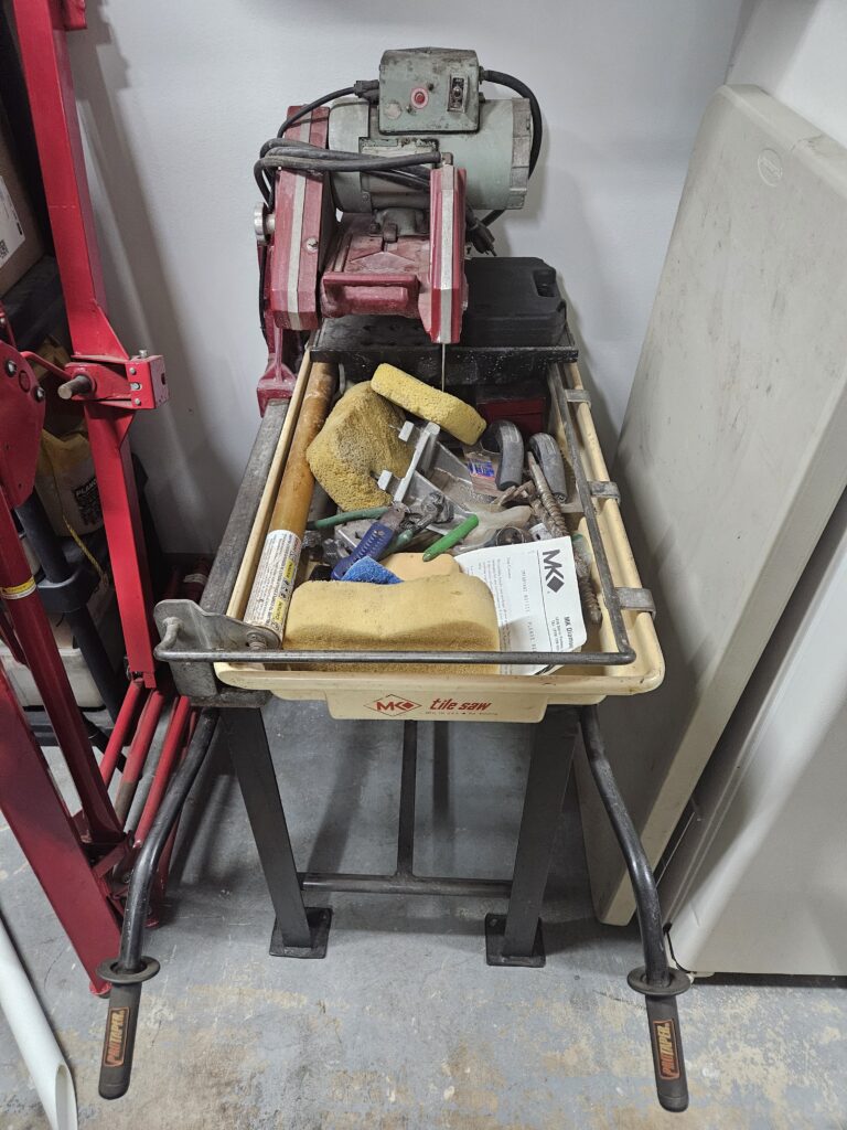 Tile saw