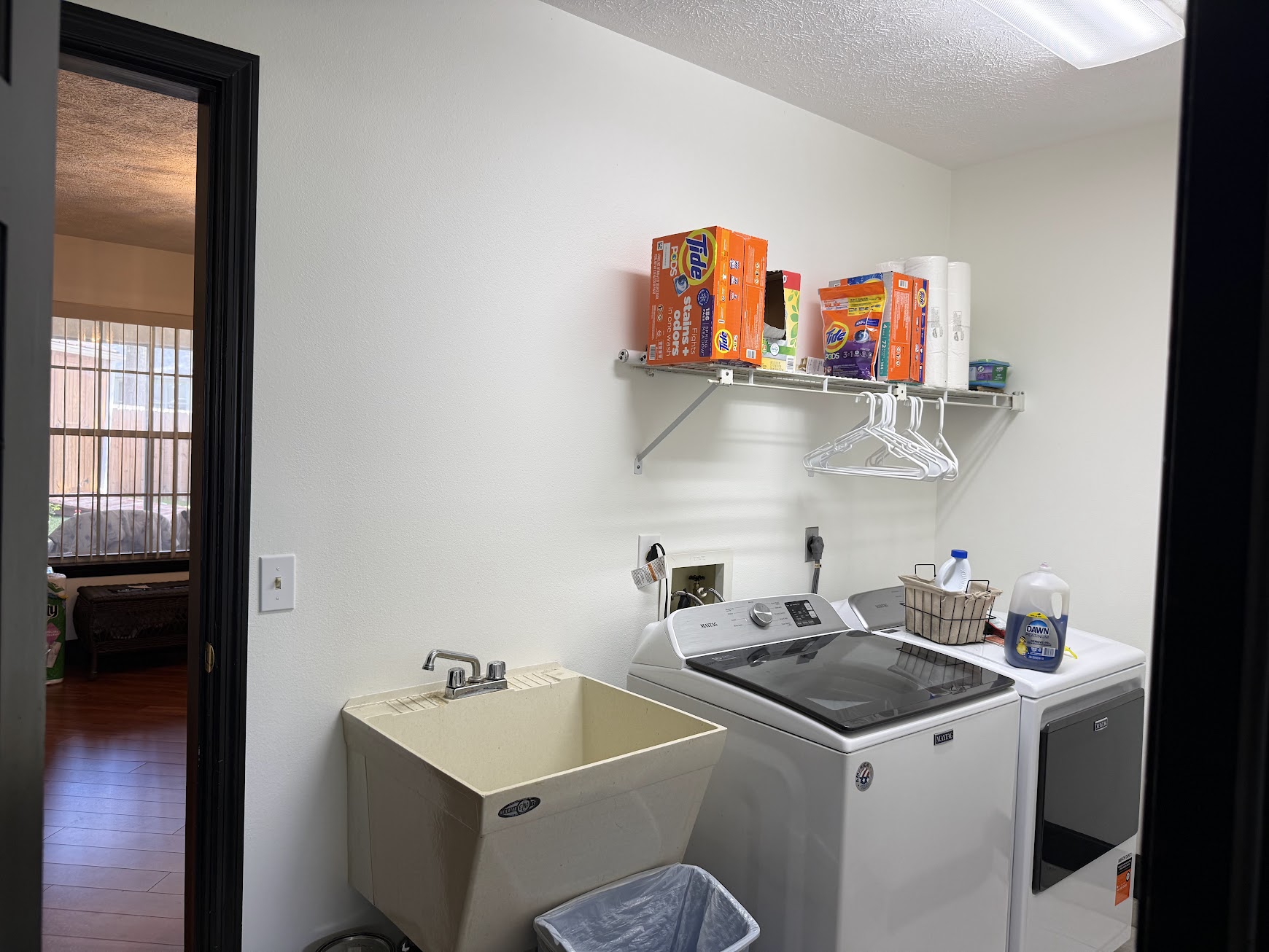 Laundry (2)