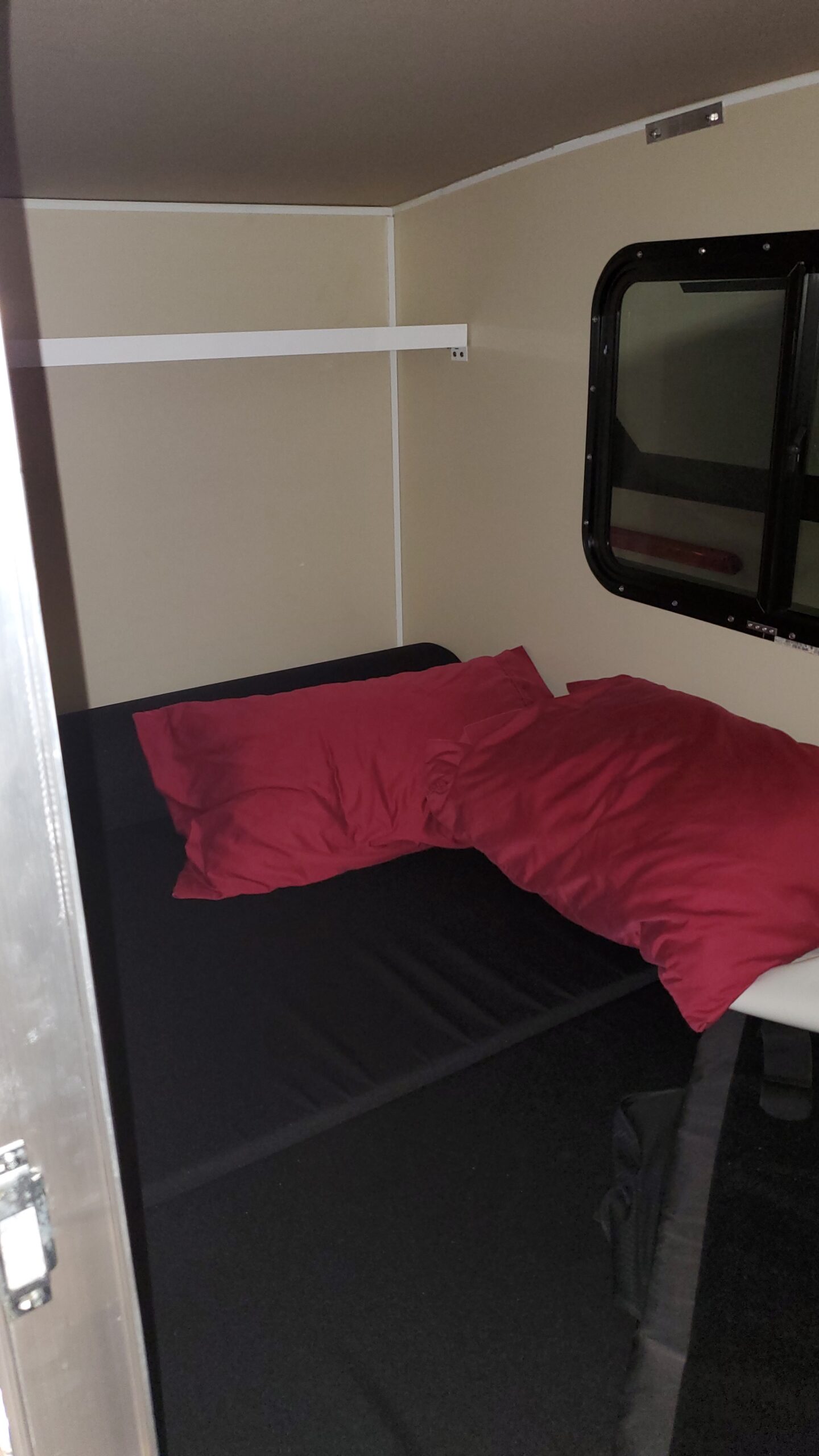 RUNAWAYINTERIOR2